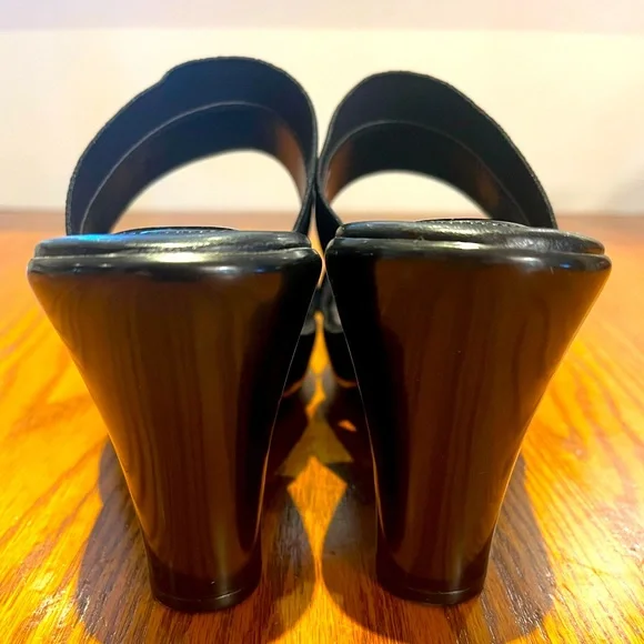 Tommy Hilfiger Black Slide-On Alessa Wedge, Size 8 NEW (no box) - Picture 4 of 7